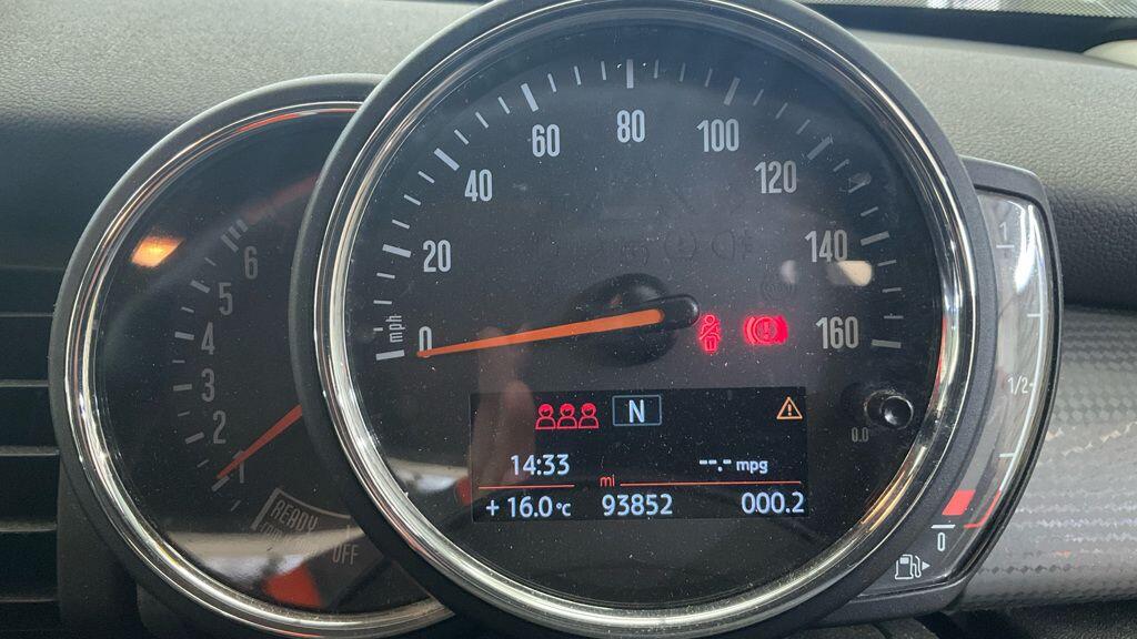 Used MINI Hatch 2018 for sale - 76398615: Photo 10