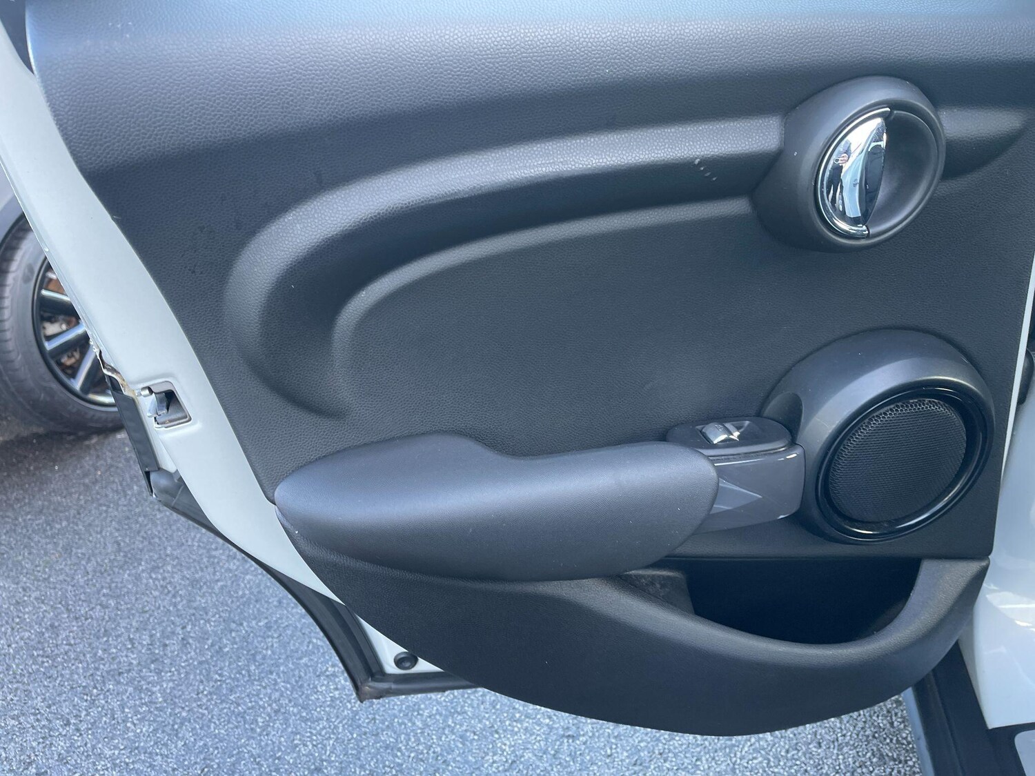 Used MINI Hatch 2018 for sale - 76398615: Photo 27