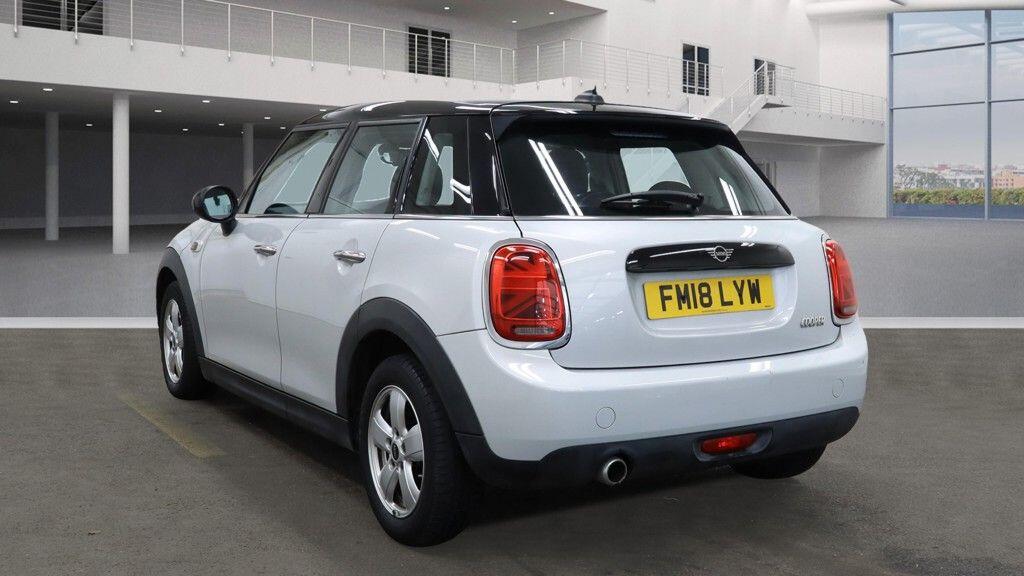 Used MINI Hatch 2018 for sale - 76398615: Photo 3