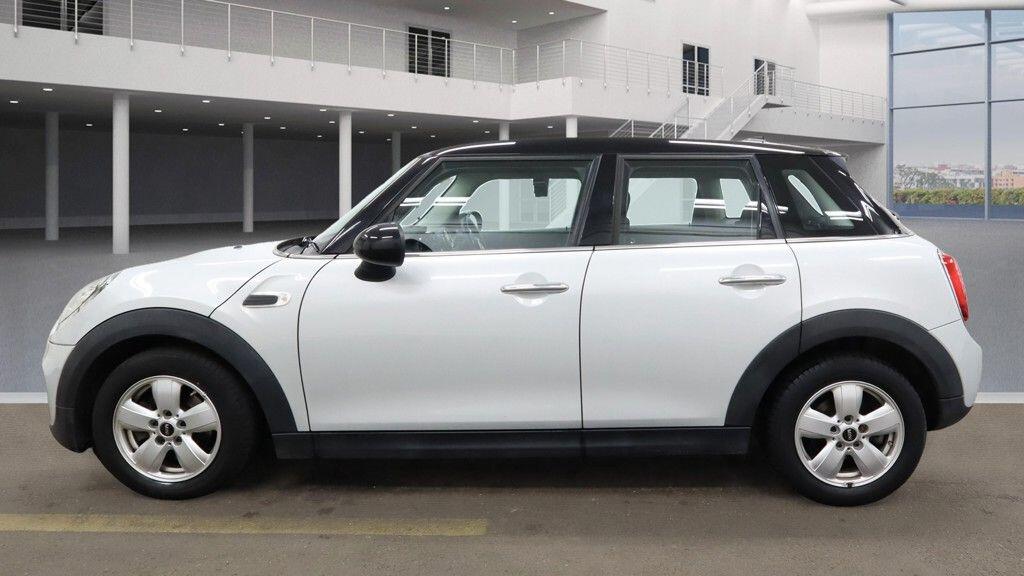 Used MINI Hatch 2018 for sale - 76398615: Photo 4