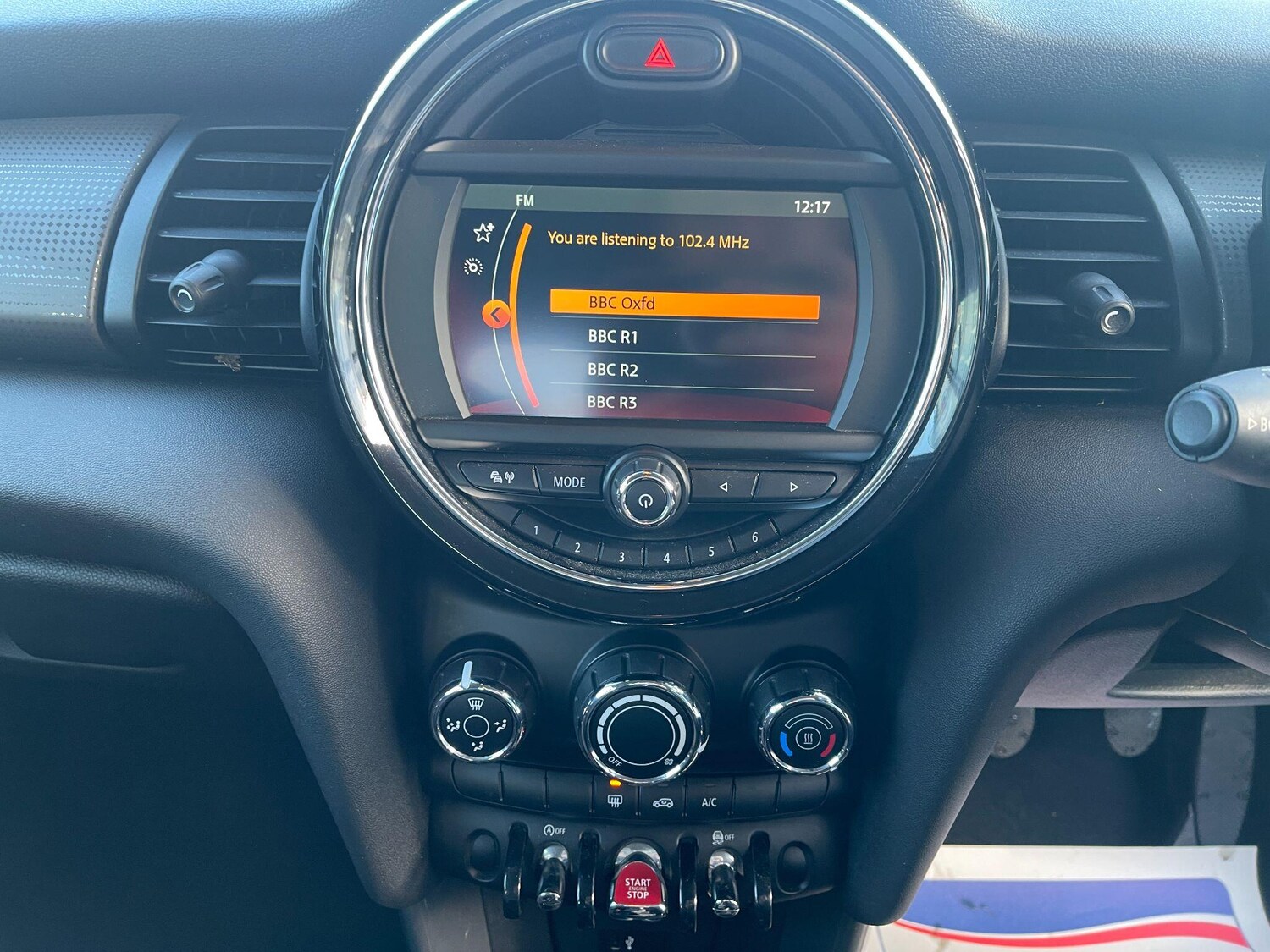 Used MINI Hatch 2018 for sale - 76398615: Photo 42