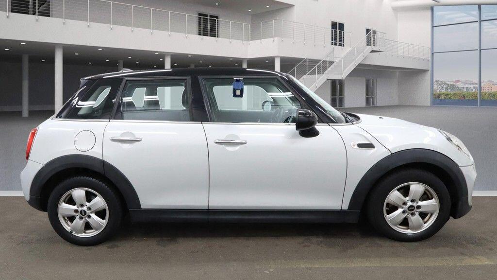 Used MINI Hatch 2018 for sale - 76398615: Photo 5