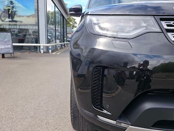 Used Land Rover Discovery 2018 for sale - 79669827: Photo