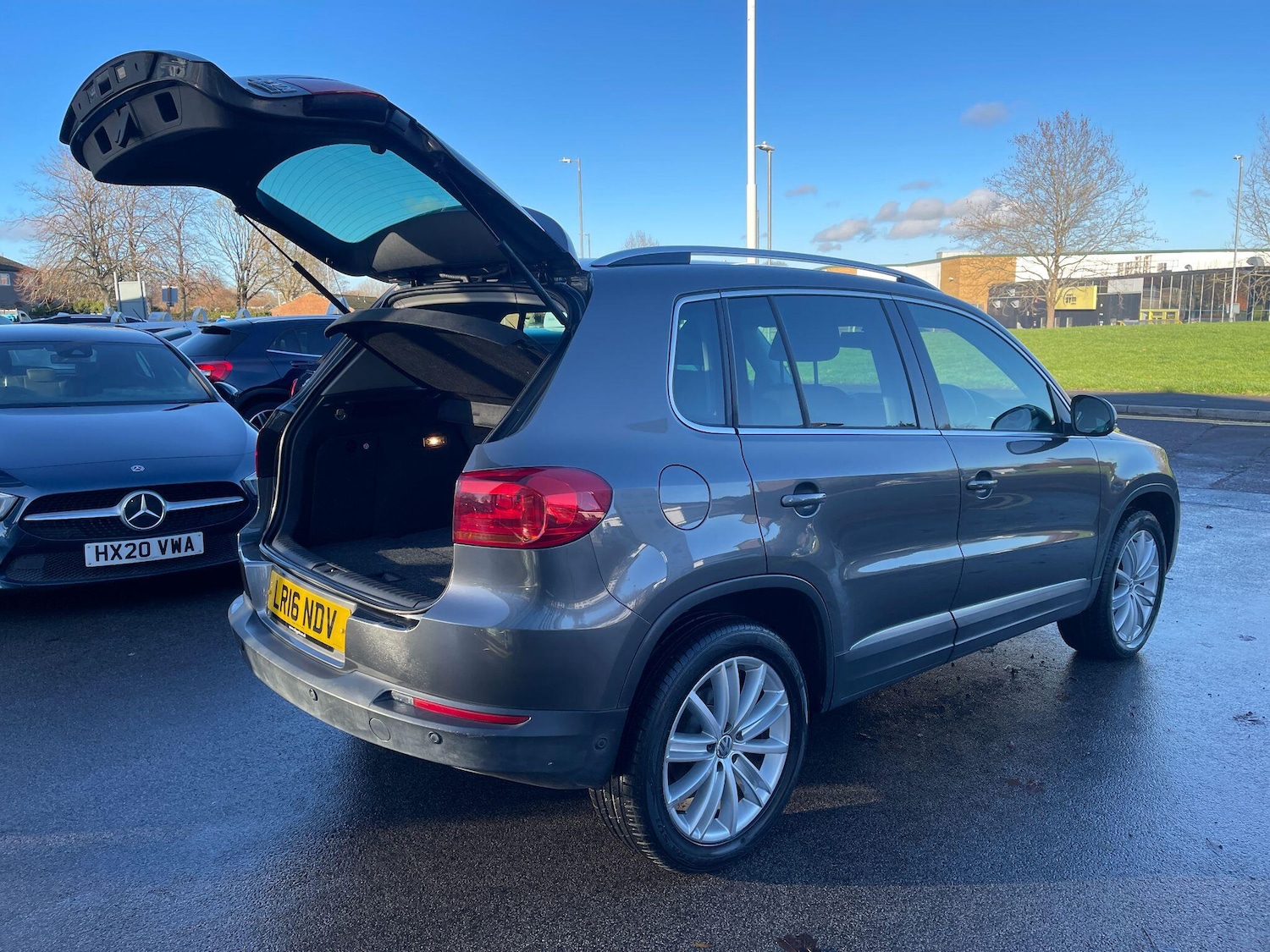 Used Volkswagen Tiguan 2016 for sale - 76597323: Photo 9