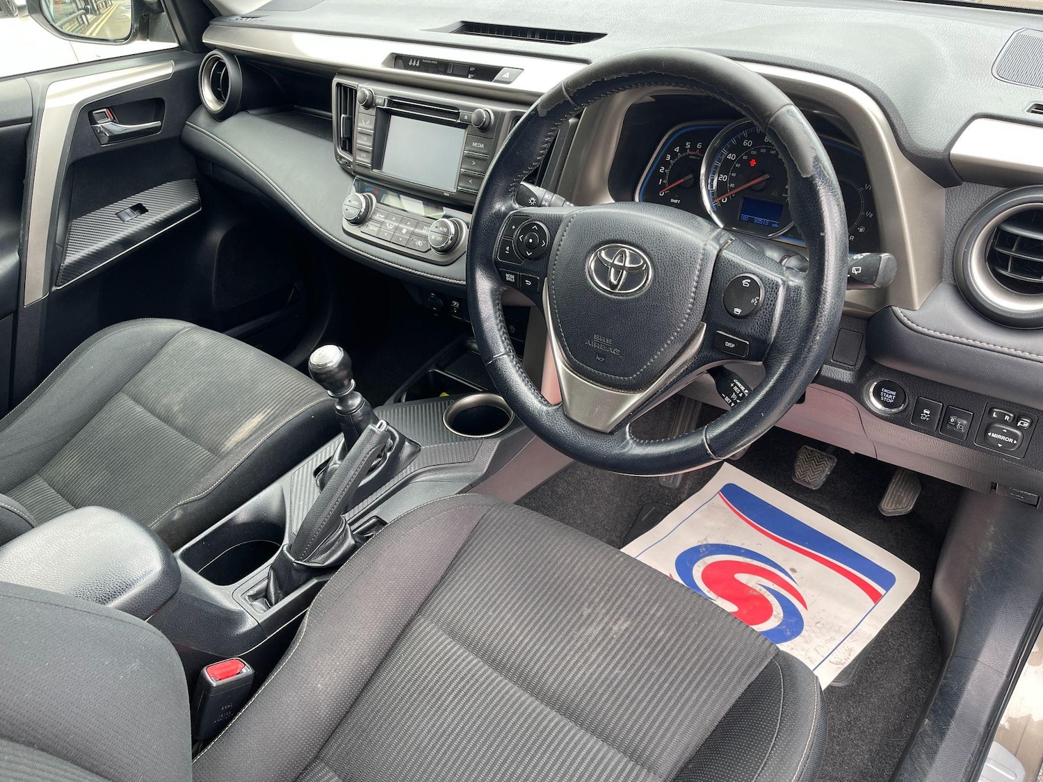Used Toyota RAV4 2014 for sale - 76759779: Photo 64
