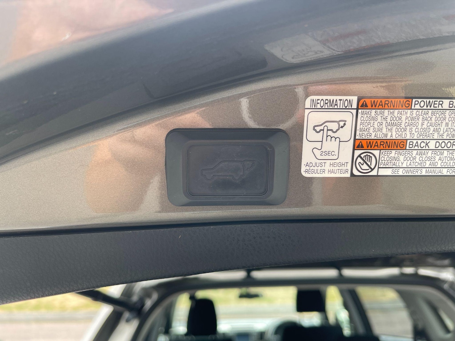 Used Toyota RAV4 2014 for sale - 76759779: Photo 65