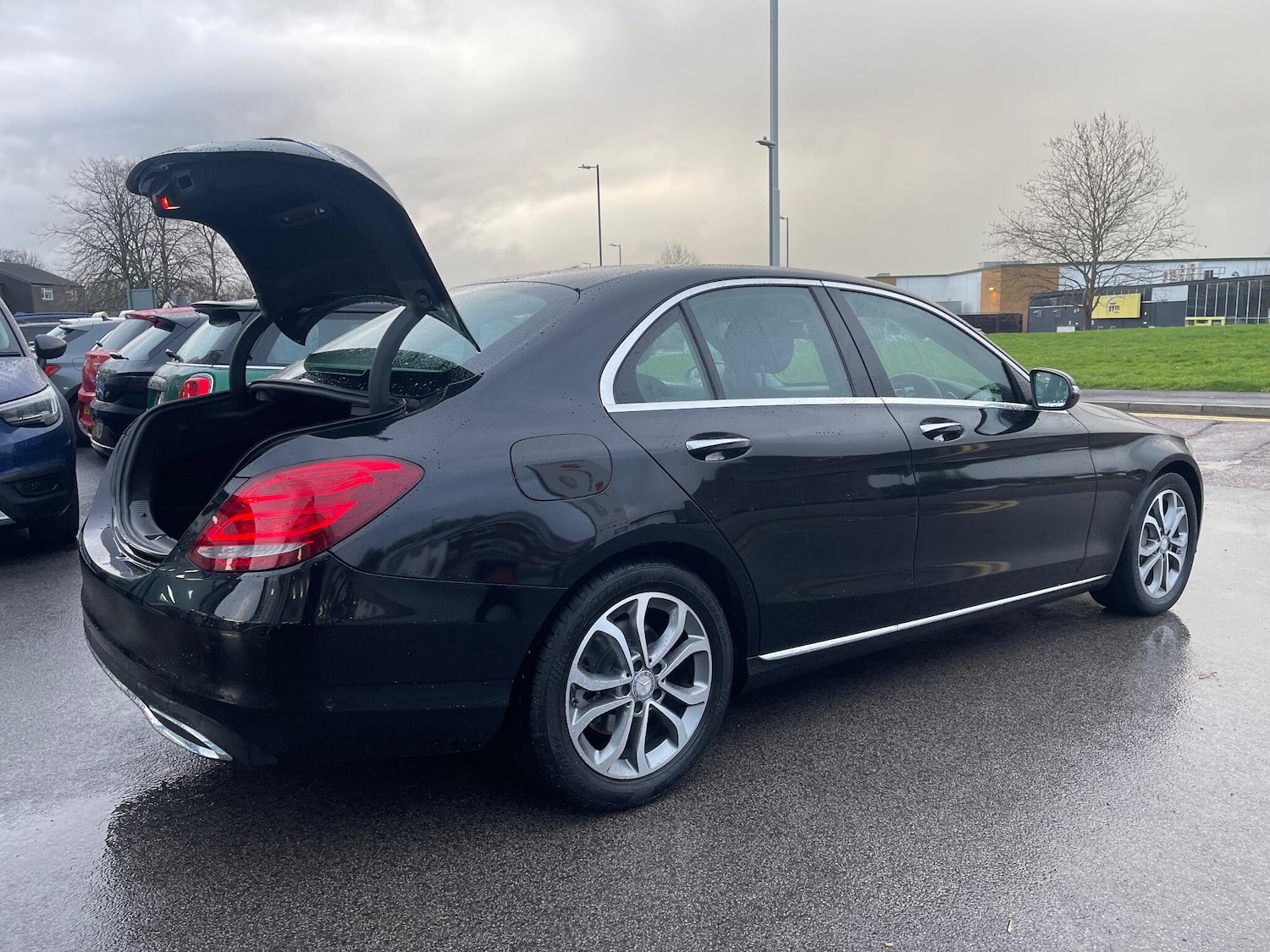 Used Mercedes-Benz C Class 2016 for sale - 77574439: Photo 8