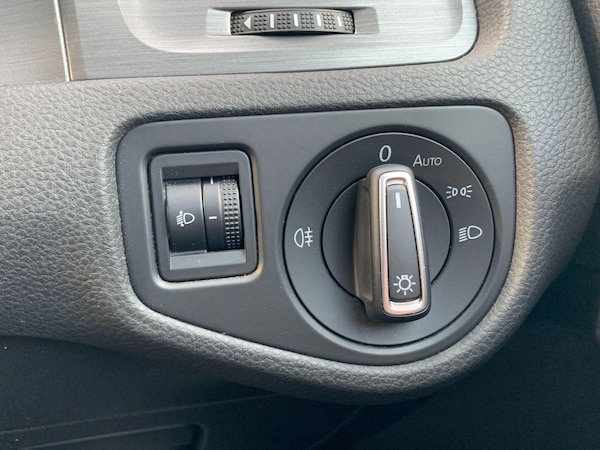 Used Volkswagen Golf 2013 for sale - 76214703: Photo 12