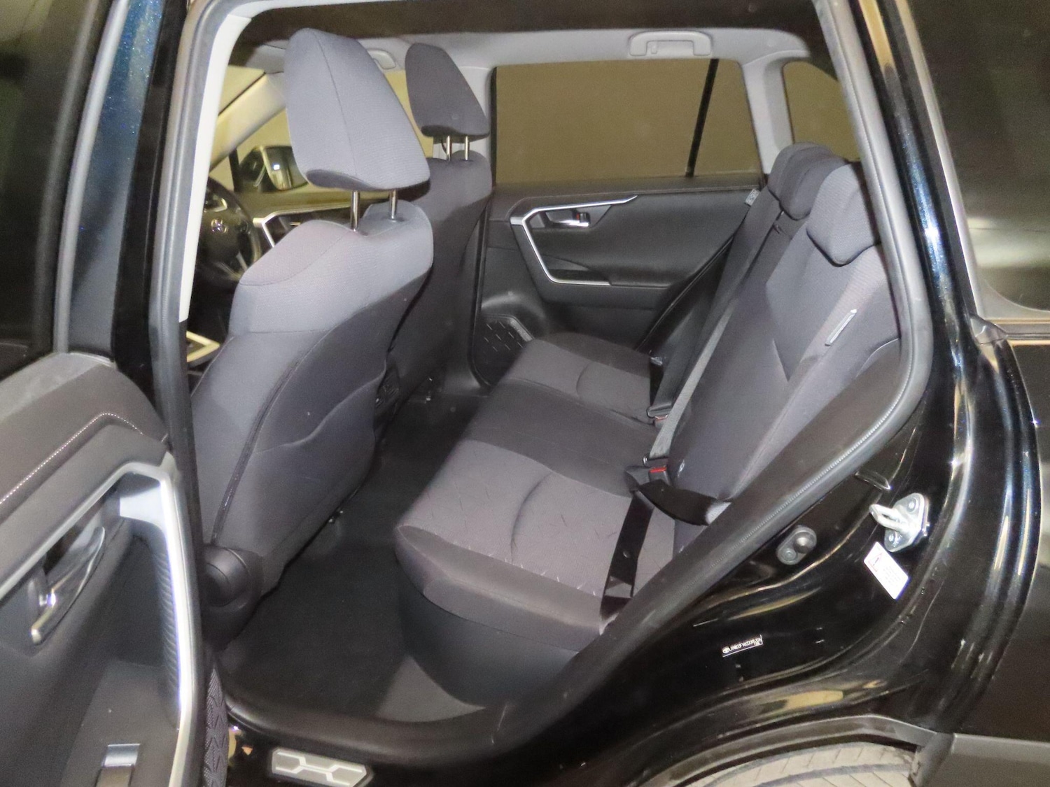 Used Toyota RAV4 2021 for sale - 76409438: Photo 8