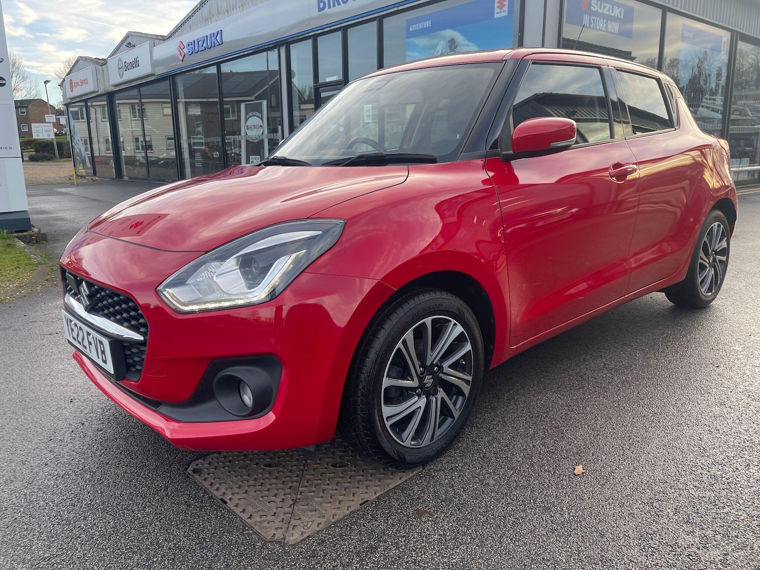 Used Suzuki Swift 2022 for sale - 77162930: Photo 4