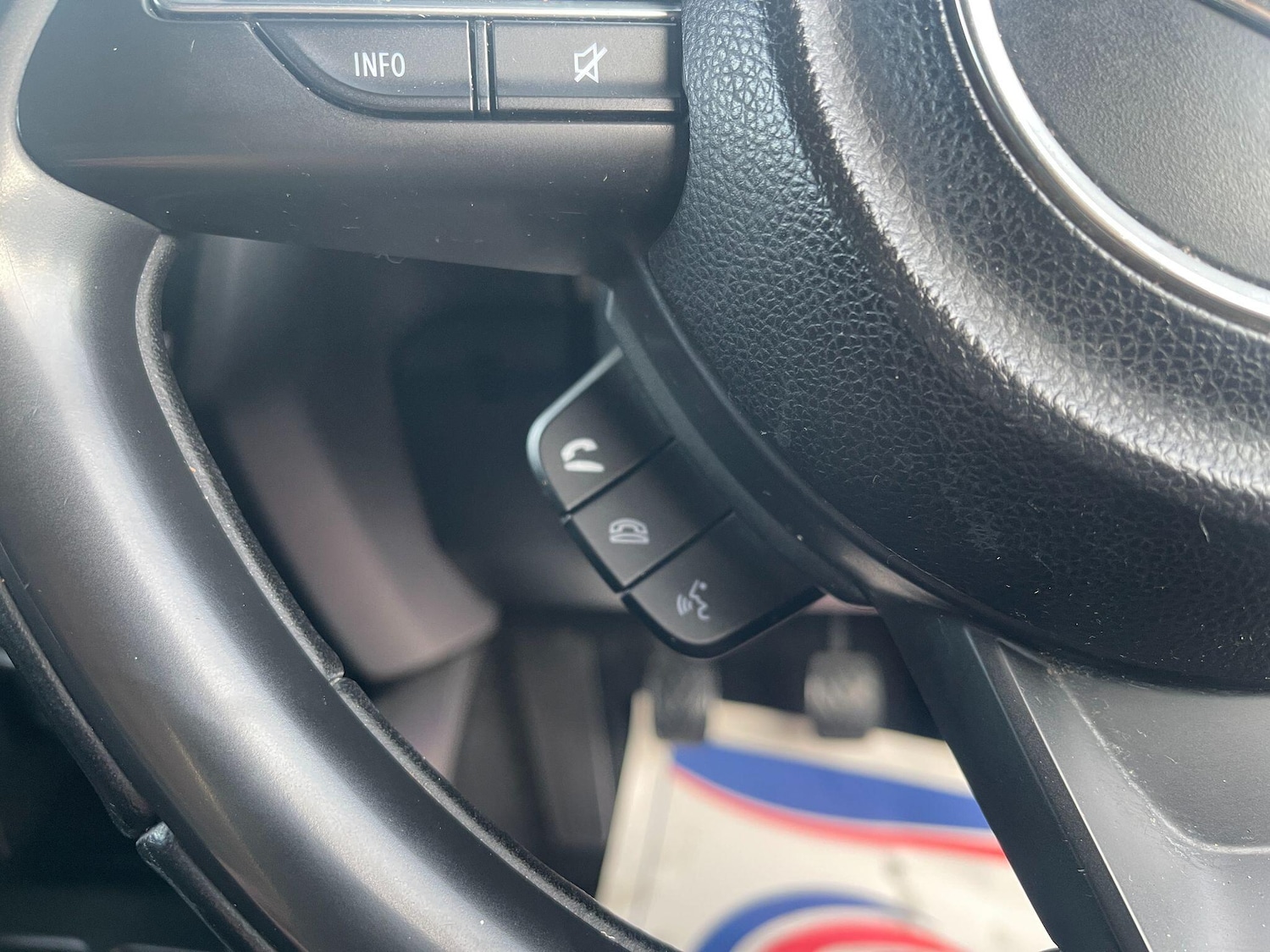 Used Suzuki Swift 2022 for sale - 77162930: Photo 45