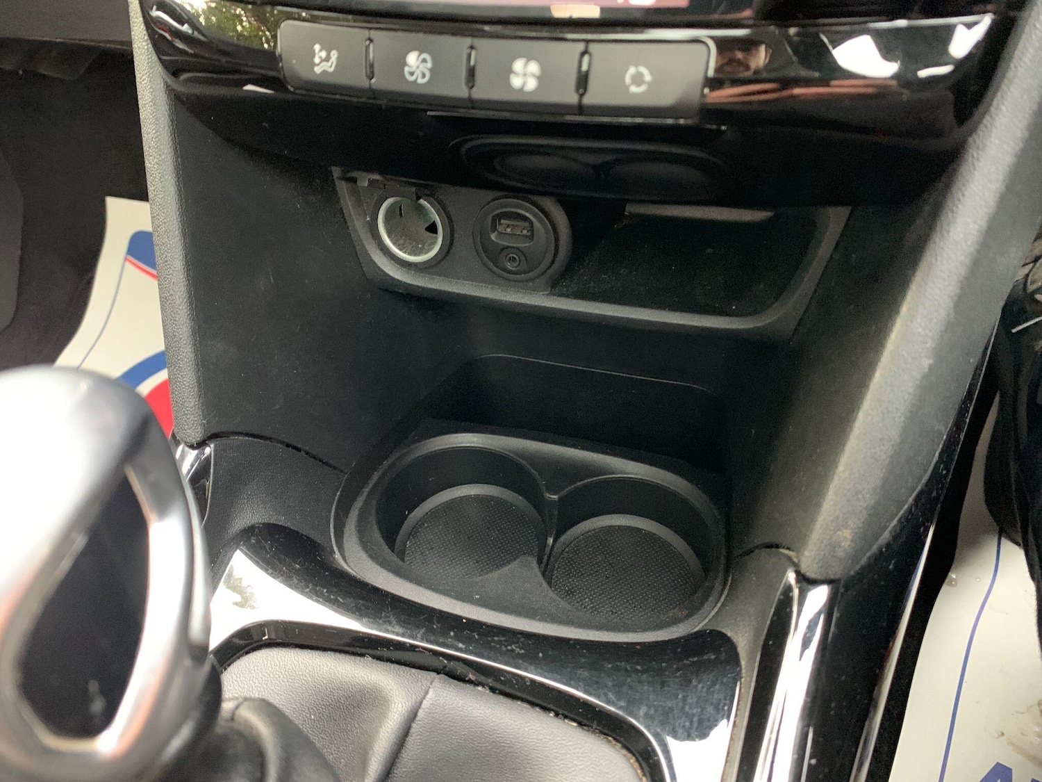 Used Peugeot 2008 2017 for sale - 76214025: Photo 11