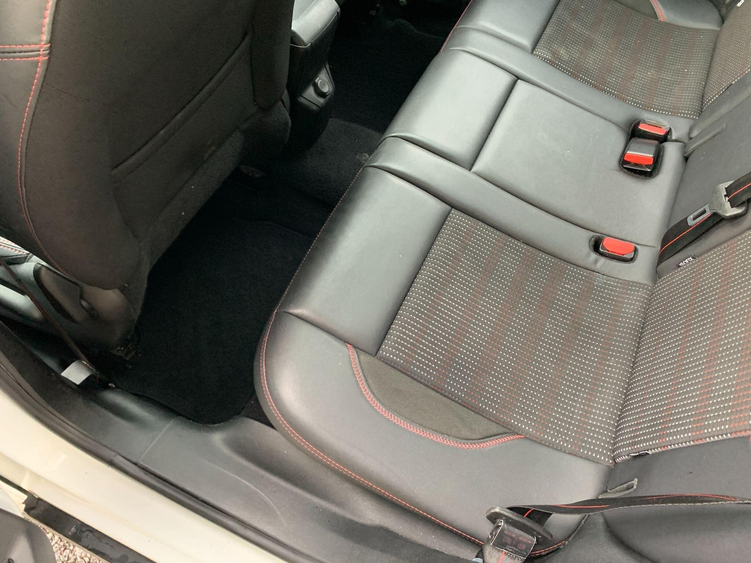 Used Peugeot 2008 2017 for sale - 76214025: Photo 19