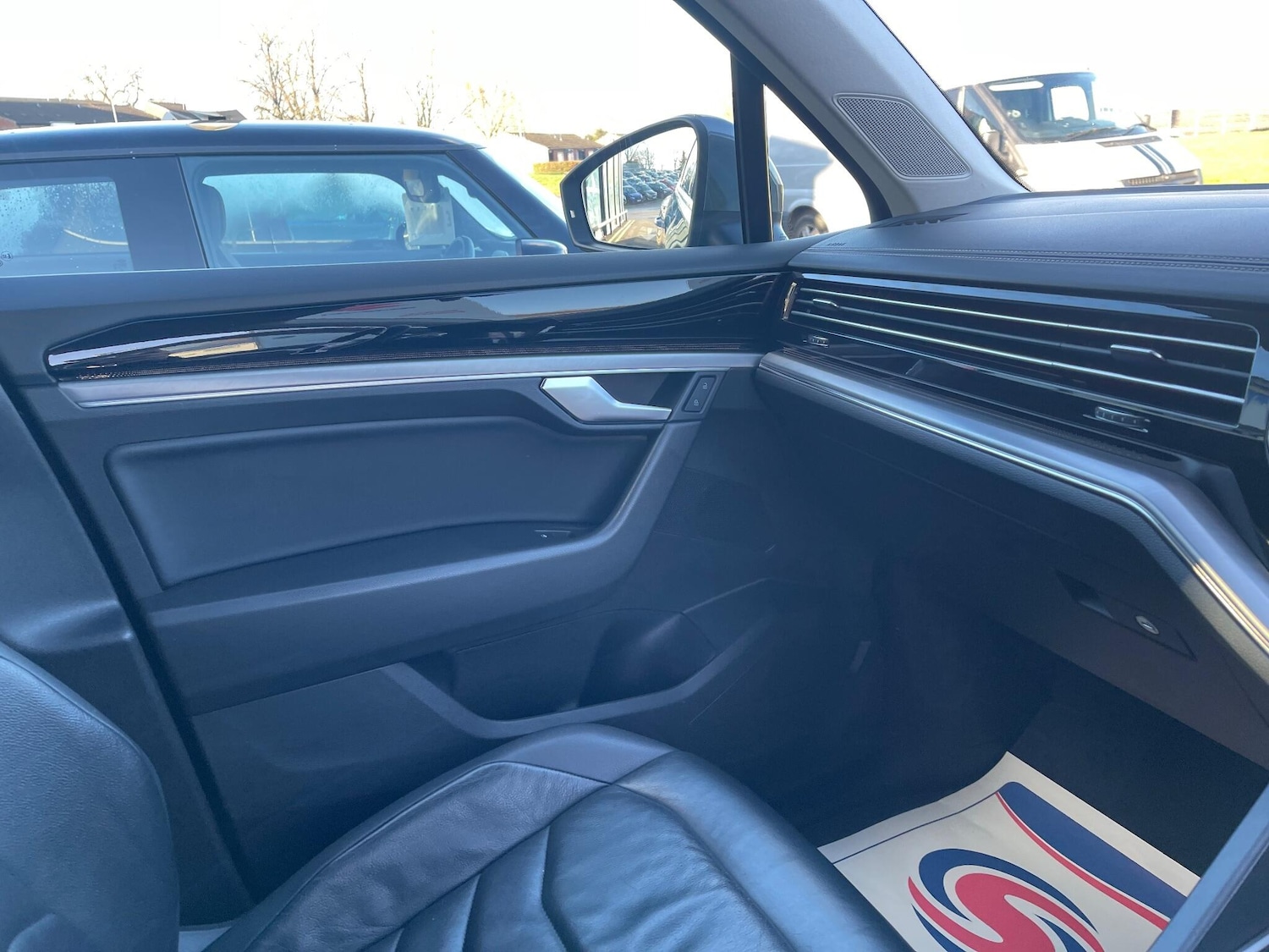 Used Volkswagen Touareg 2020 for sale - 77074084: Photo 43