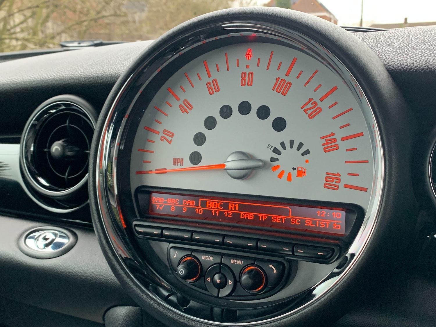 Used MINI Convertible 2013 for sale - 76752407: Photo 10