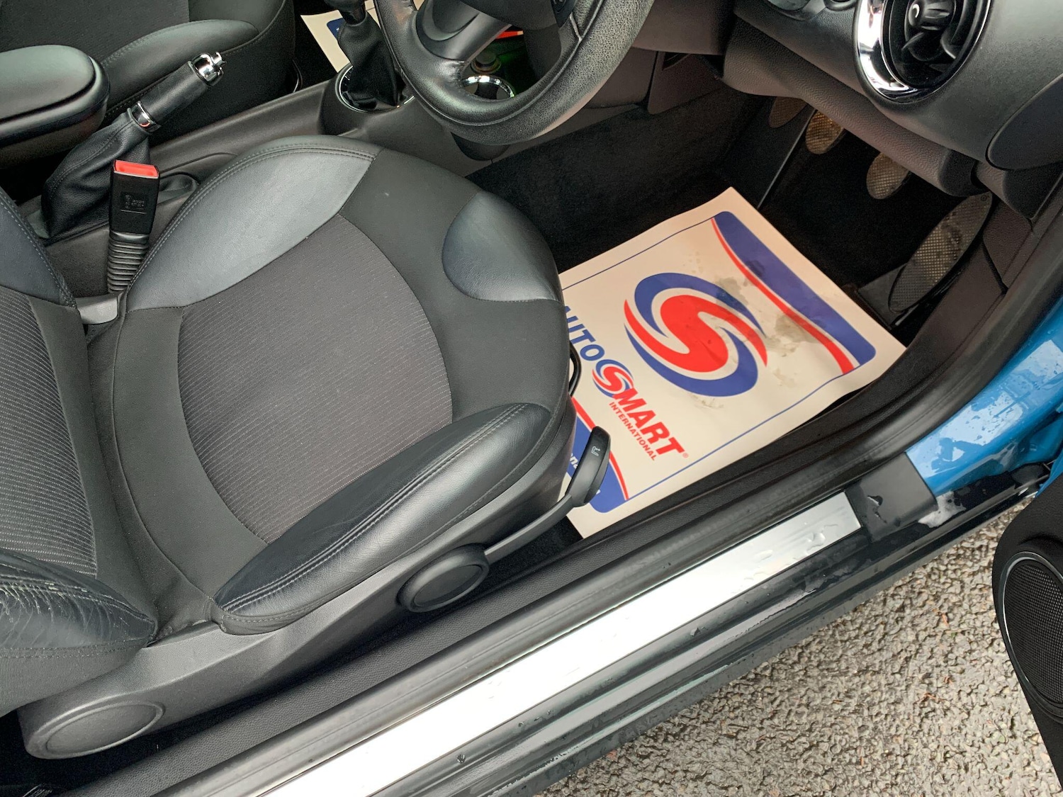 Used MINI Convertible 2013 for sale - 76752407: Photo 19