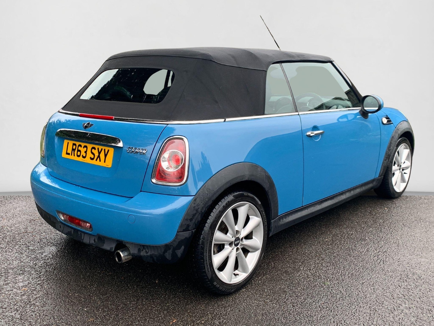 Used MINI Convertible 2013 for sale - 76752407: Photo 7