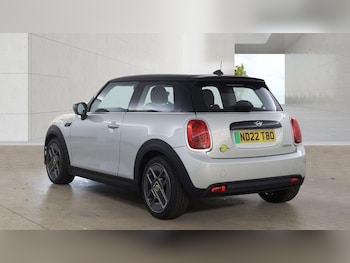 Used MINI Hatch 2022 for sale - 79169682: Photo