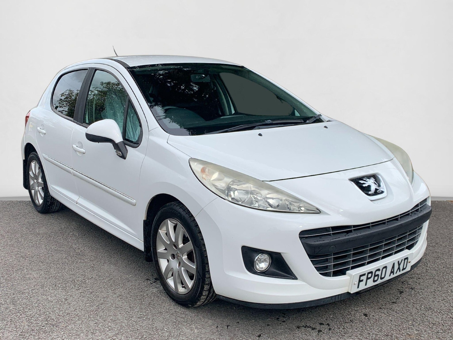 Used Peugeot 207 2010 for sale - 76592193: Photo 1