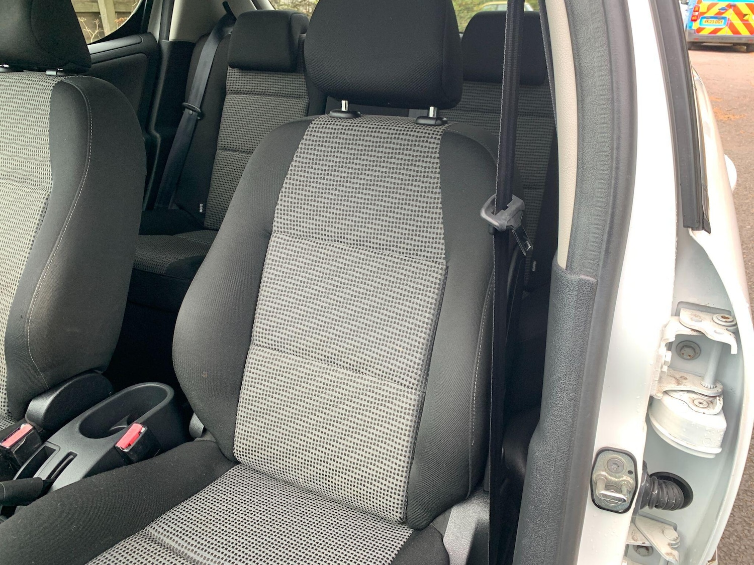 Used Peugeot 207 2010 for sale - 76592193: Photo 10