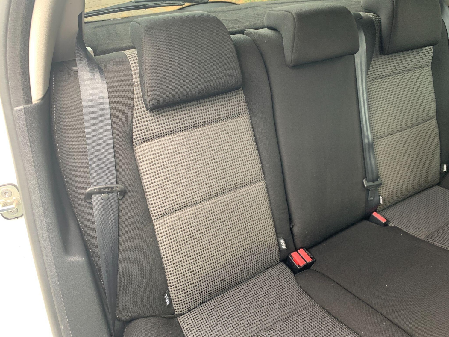 Used Peugeot 207 2010 for sale - 76592193: Photo 13