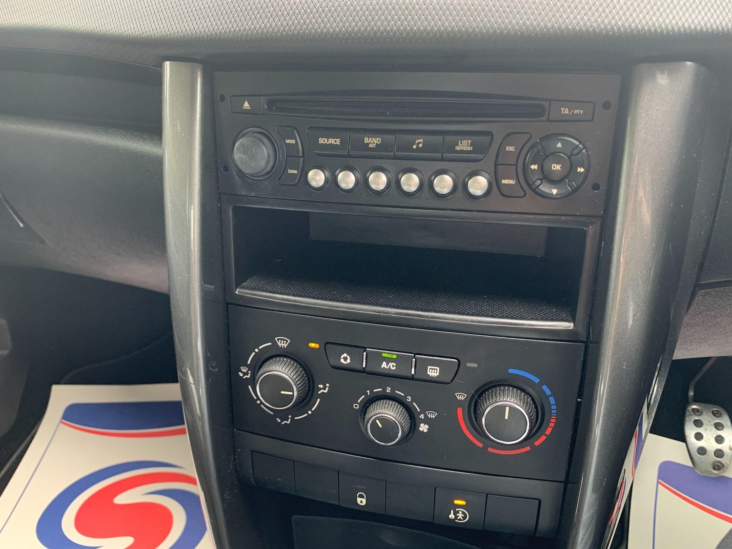 Used Peugeot 207 2010 for sale - 76592193: Photo 17