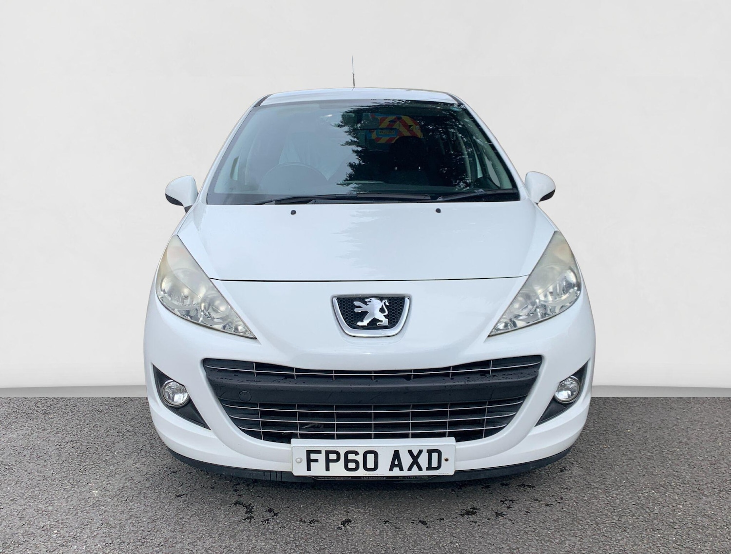 Used Peugeot 207 2010 for sale - 76592193: Photo 2
