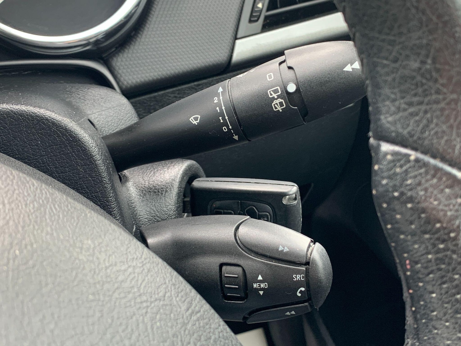 Used Peugeot 207 2010 for sale - 76592193: Photo 23