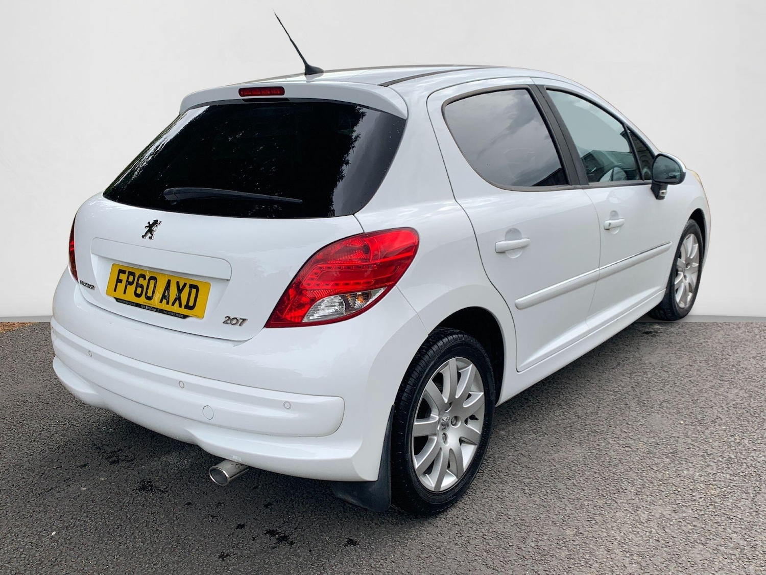 Used Peugeot 207 2010 for sale - 76592193: Photo 6