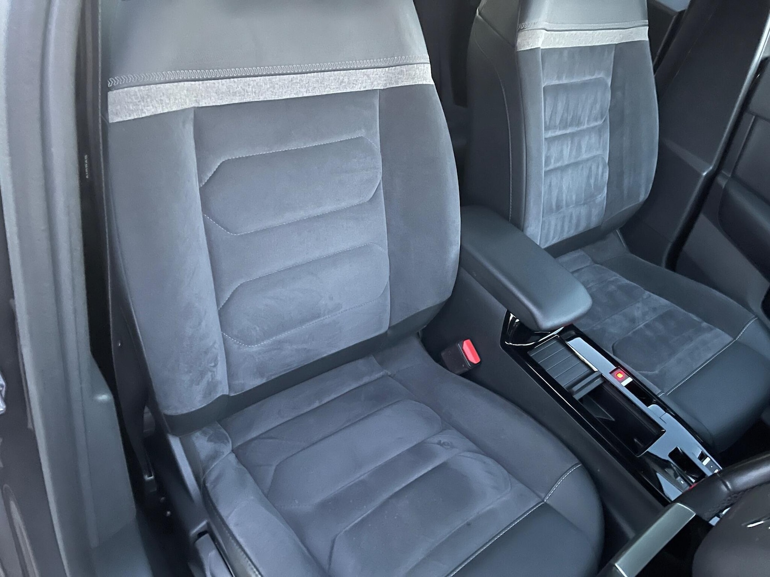 Used Citroen e-C4 2024 for sale - 77074734: Photo 11