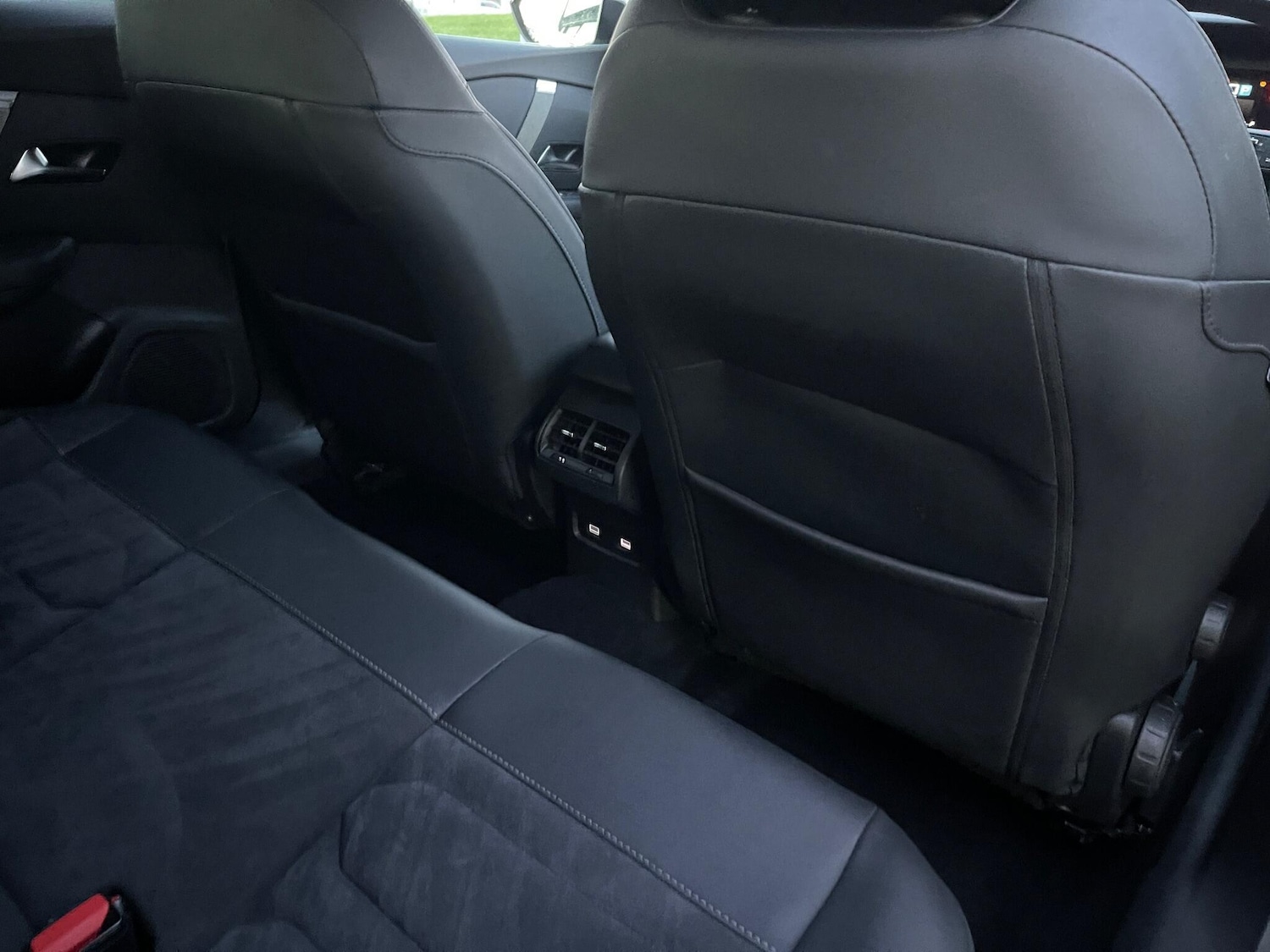 Used Citroen e-C4 2024 for sale - 77074734: Photo 12