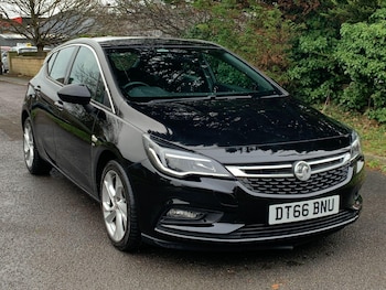 2016 (66) - 1.6 CDTi 16V 136 SRi Nav 5dr Auto