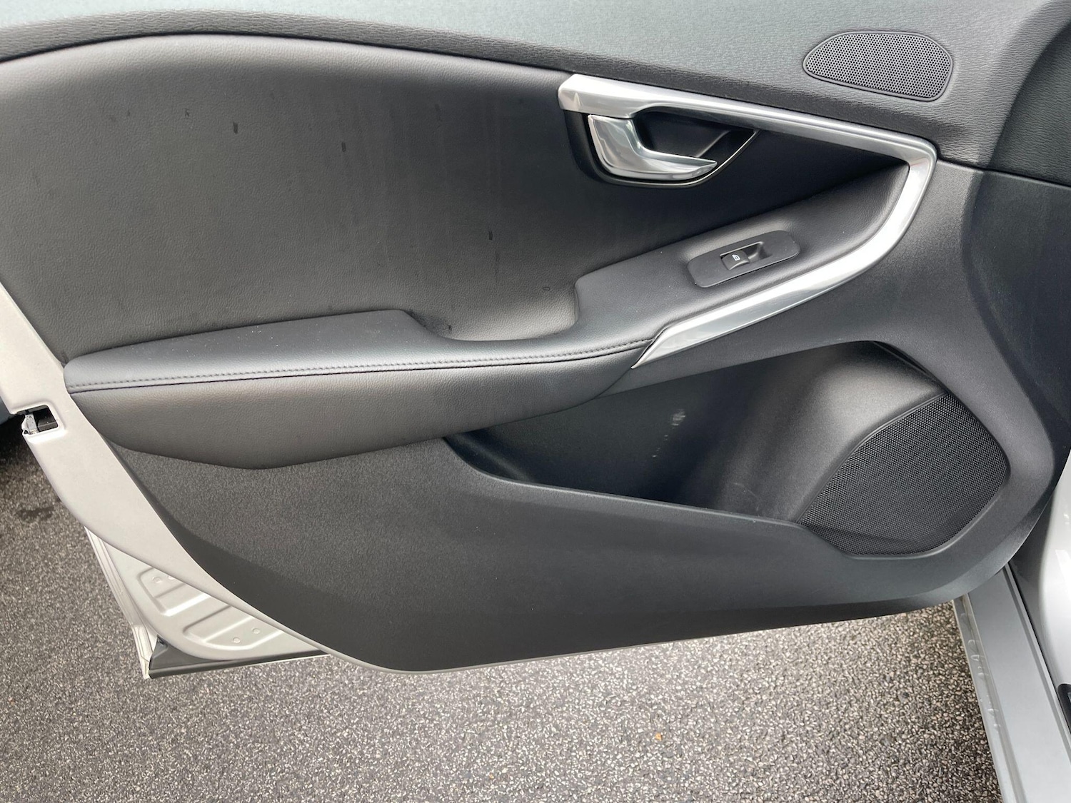 Used Volvo V40 2018 for sale - 76597326: Photo 26