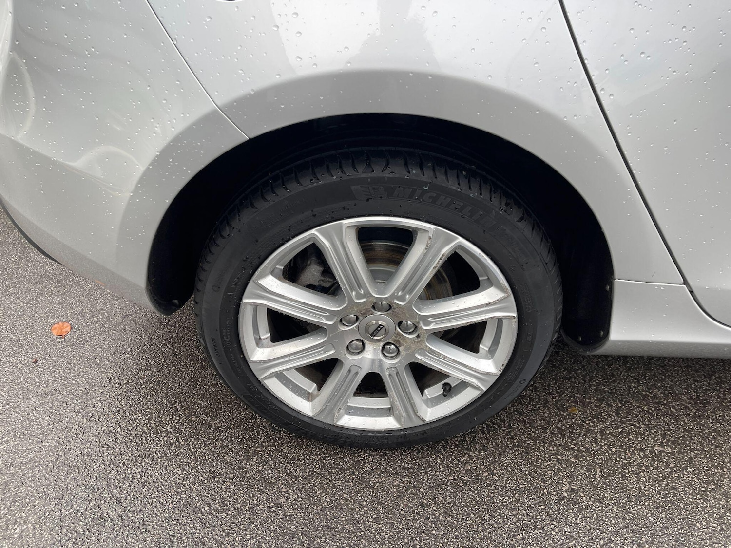 Used Volvo V40 2018 for sale - 76597326: Photo 31