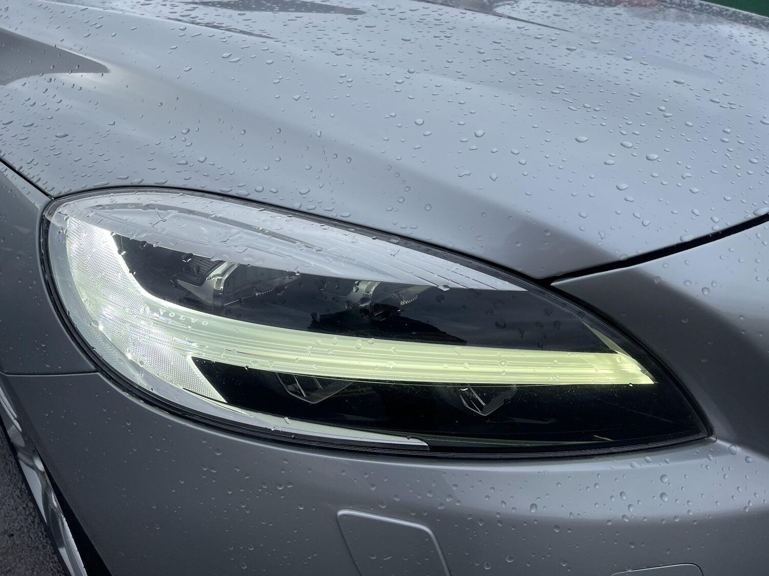 Used Volvo V40 2018 for sale - 76597326: Photo 43