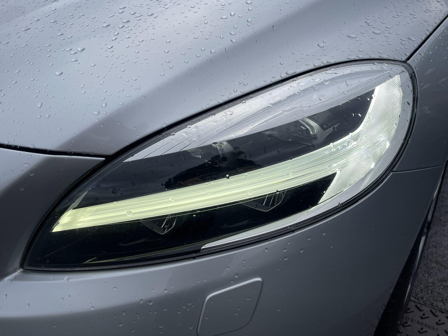 Used Volvo V40 2018 for sale - 76597326: Photo 44