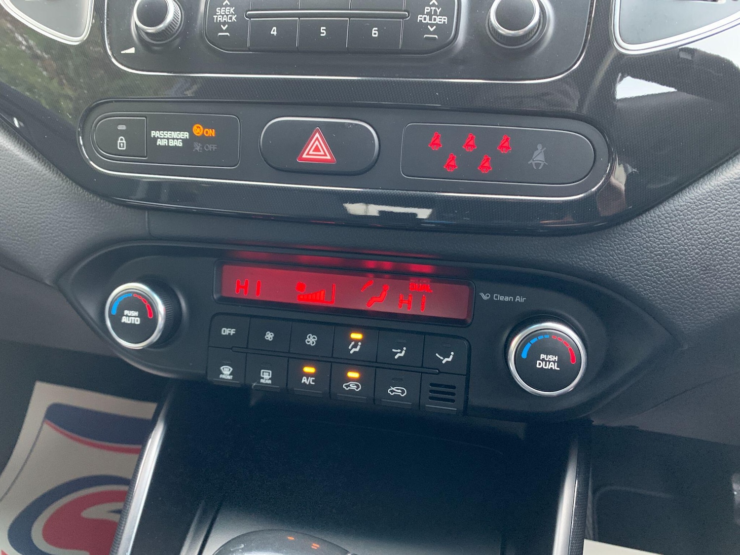 Used Kia Carens 2014 for sale - 76592579: Photo 10