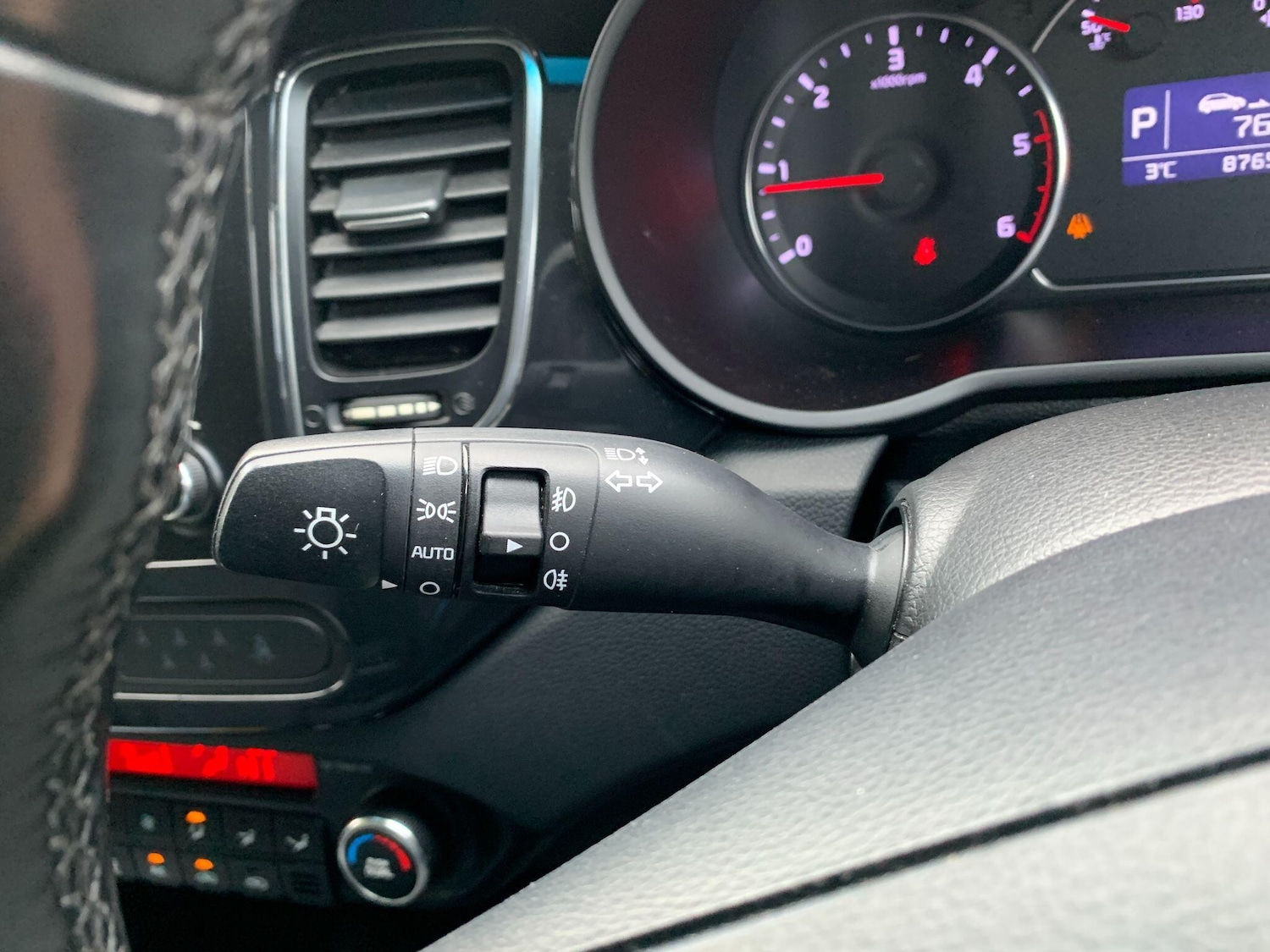 Used Kia Carens 2014 for sale - 76592579: Photo 14