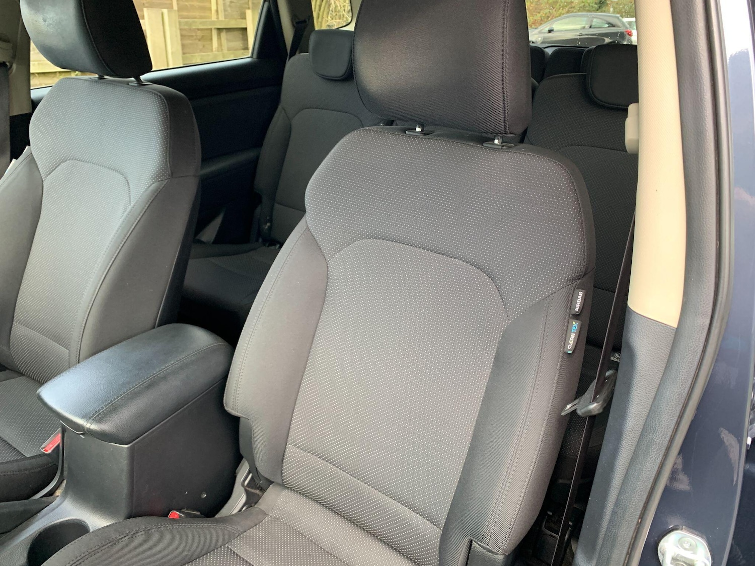 Used Kia Carens 2014 for sale - 76592579: Photo 18