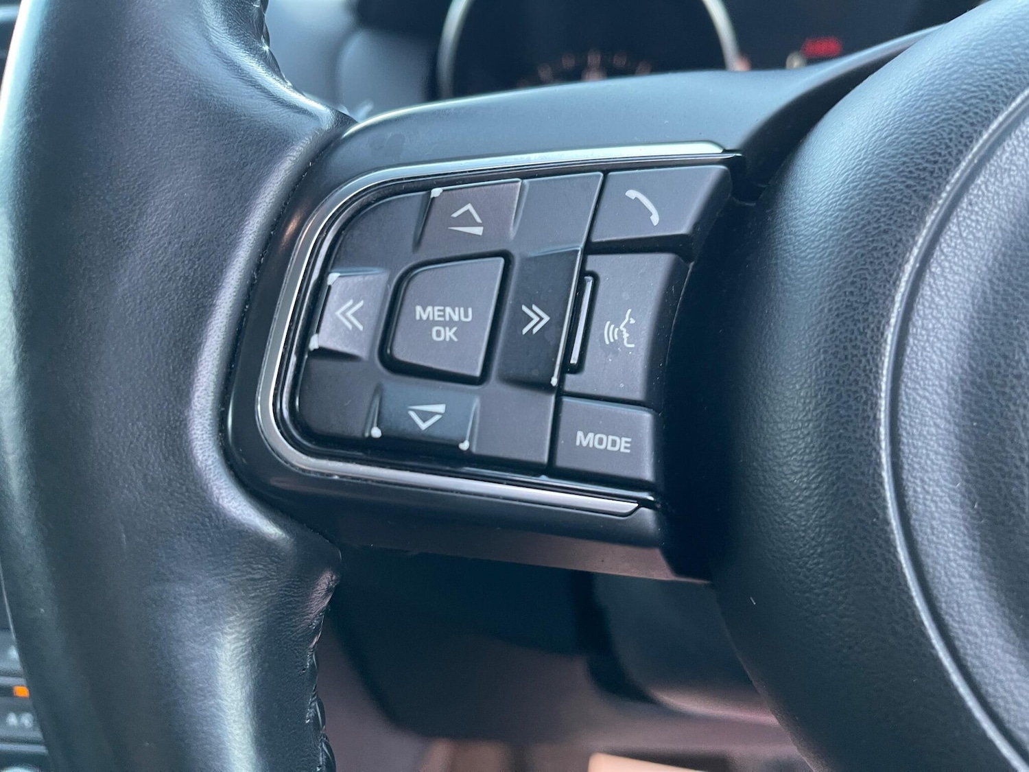 Used Jaguar F-Pace 2017 for sale - 76562457: Photo 18