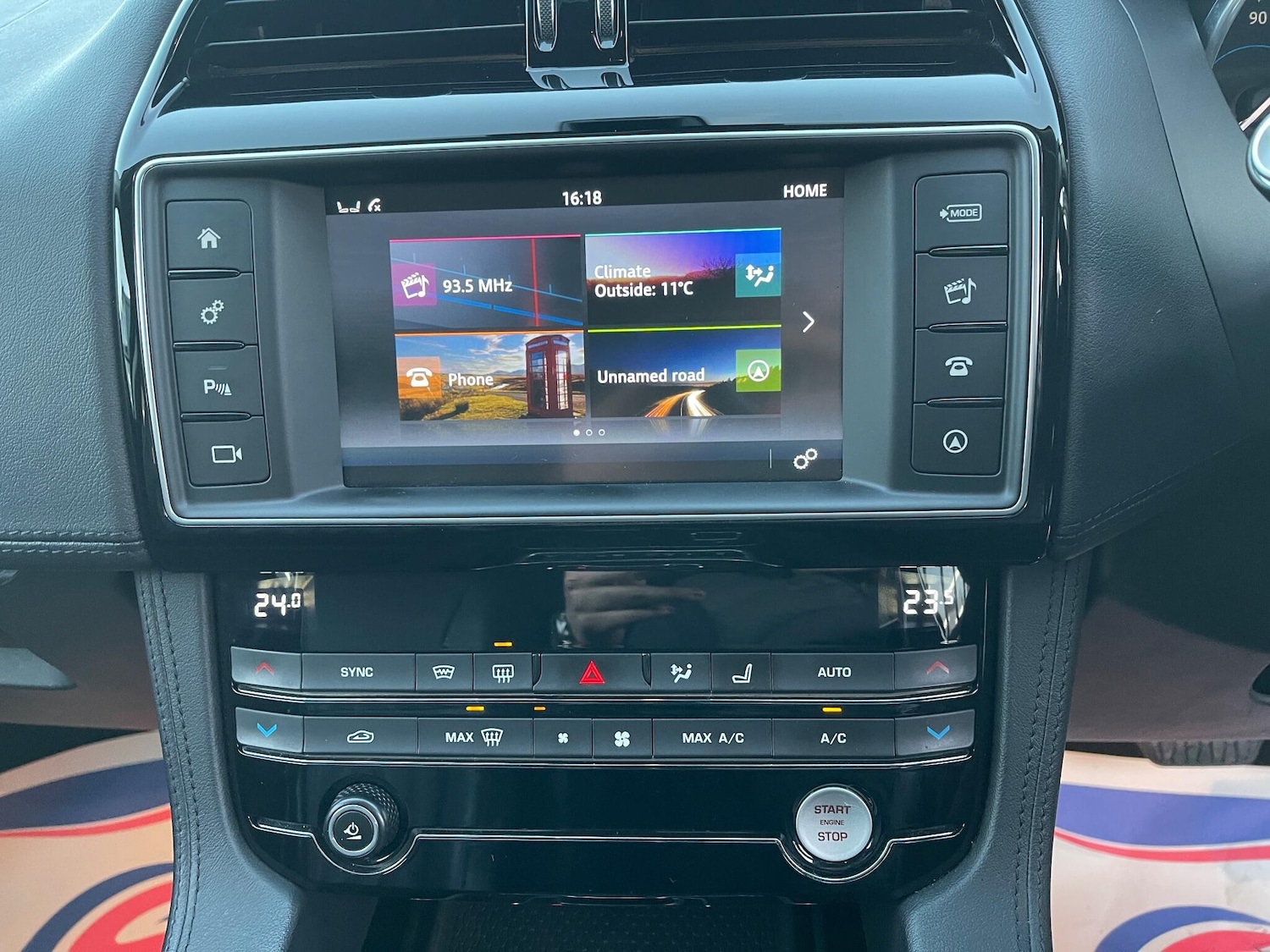 Used Jaguar F-Pace 2017 for sale - 76562457: Photo 32