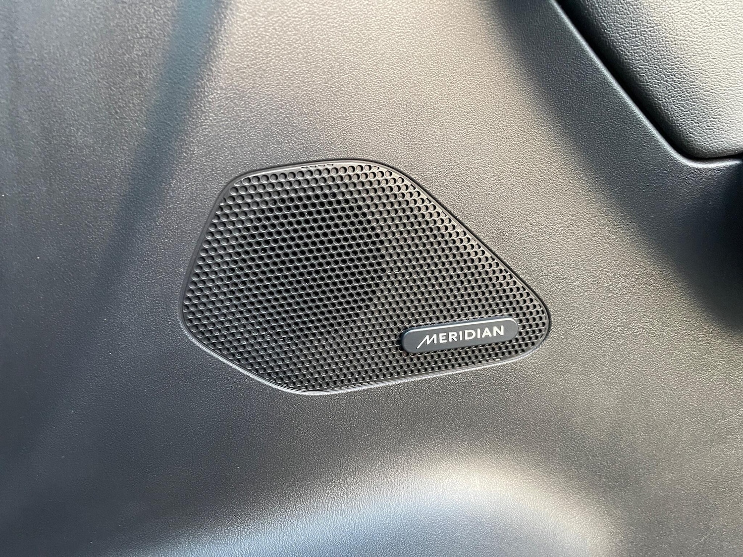 Used Jaguar F-Pace 2017 for sale - 76562457: Photo 48