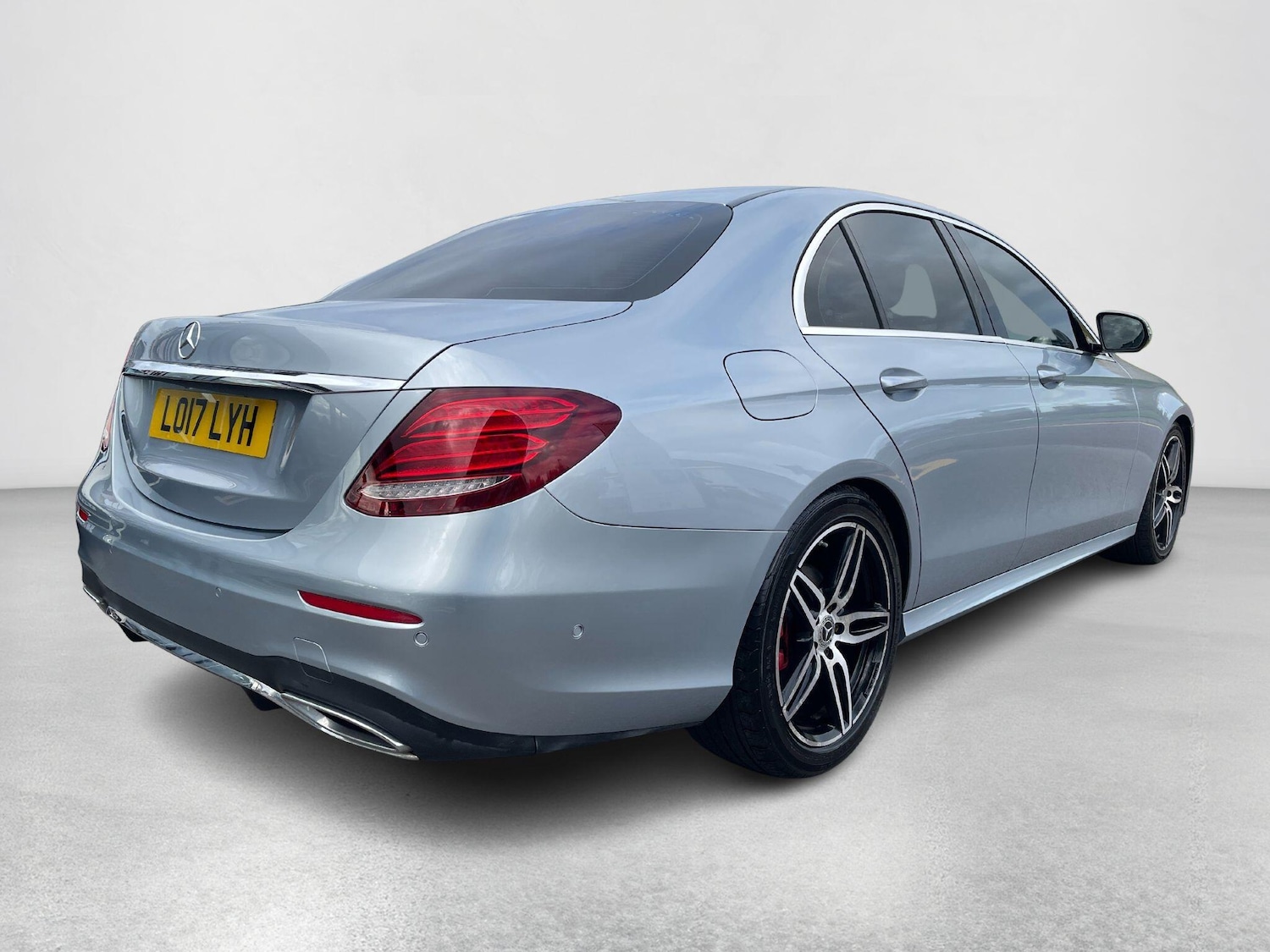 Used Mercedes-Benz E Class 2017 for sale - 76942653: Photo 31