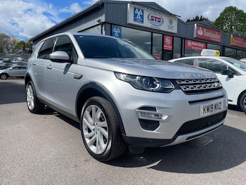 Used Land Rover Discovery Sport 2019 for sale - 78085799: Photo