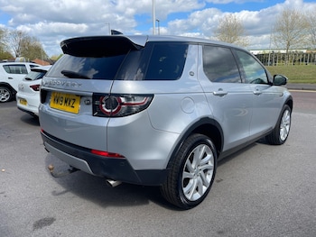 Used Land Rover Discovery Sport 2019 for sale - 78085799: Photo