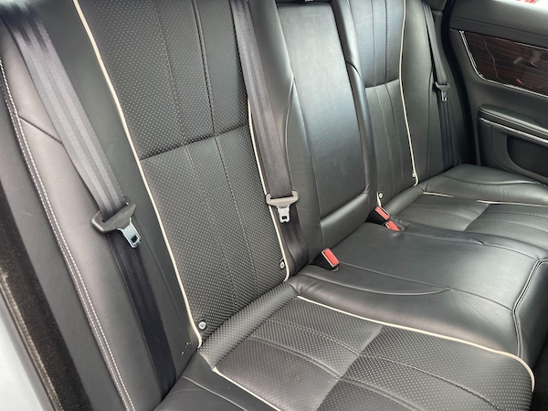 Used Jaguar XJ 2014 for sale - 75464227: Photo 39