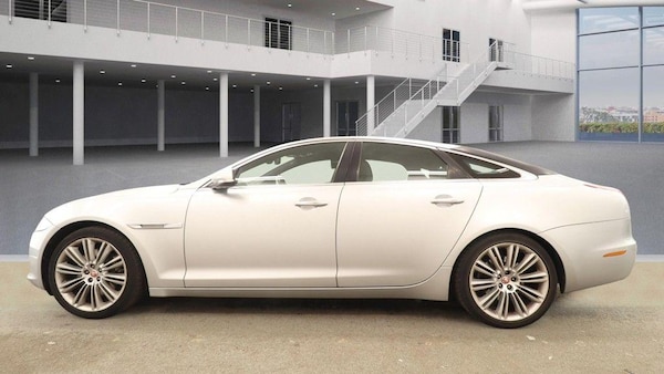 Used Jaguar XJ 2014 for sale - 75464227: Photo 5