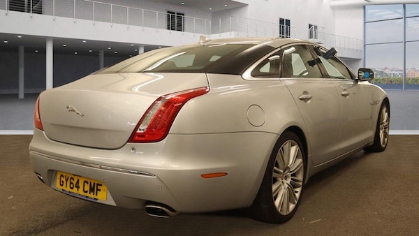 Used Jaguar XJ 2014 for sale - 75464227: Photo 7