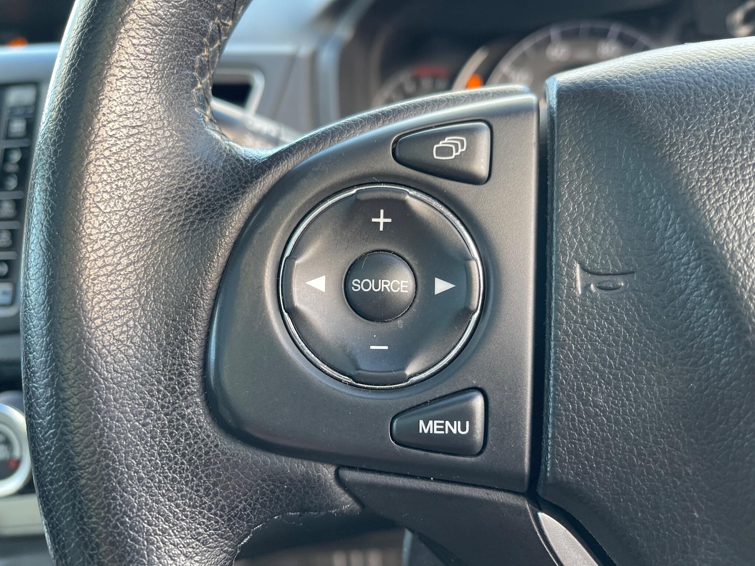 Used Honda CR-V 2015 for sale - 77074974: Photo 23