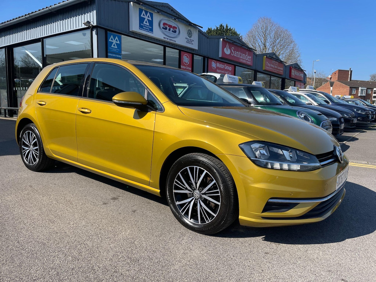 Used Volkswagen Golf 2017 for sale - 77977616: Photo 3
